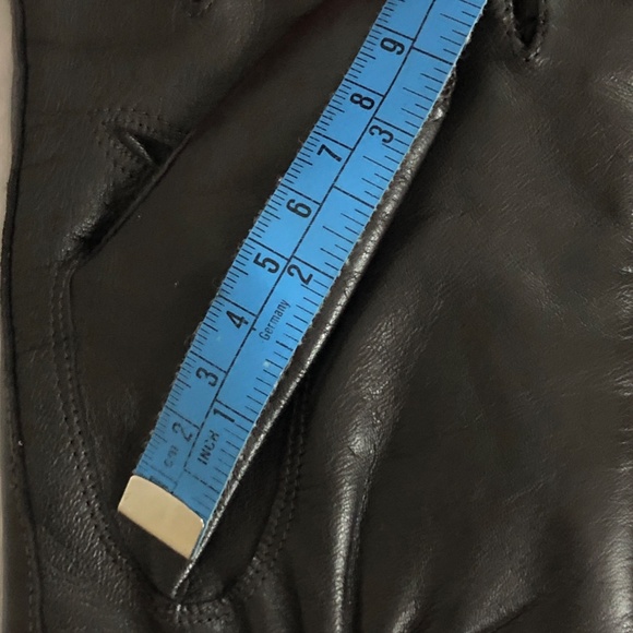 Men's Dark Brown Leather Gloves - Picture 14 of 16